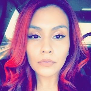 Meet your Posher, Janetce